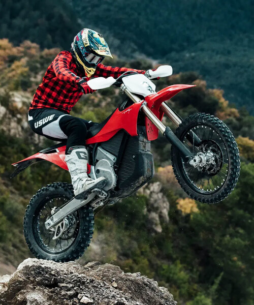Moduláris elektromos motoros kerékpár: Wheelie mindenhol!