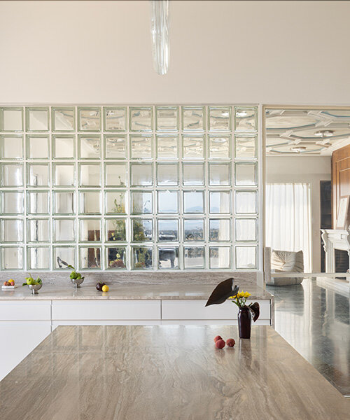 Üvegblokkok és márványfelületek: 1960-as évek penthouse-a!