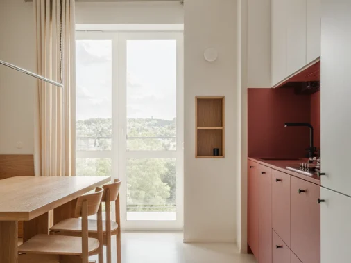 Meleg Grid: Modern Otthonfelújítás Geometriával és Kényelemmel