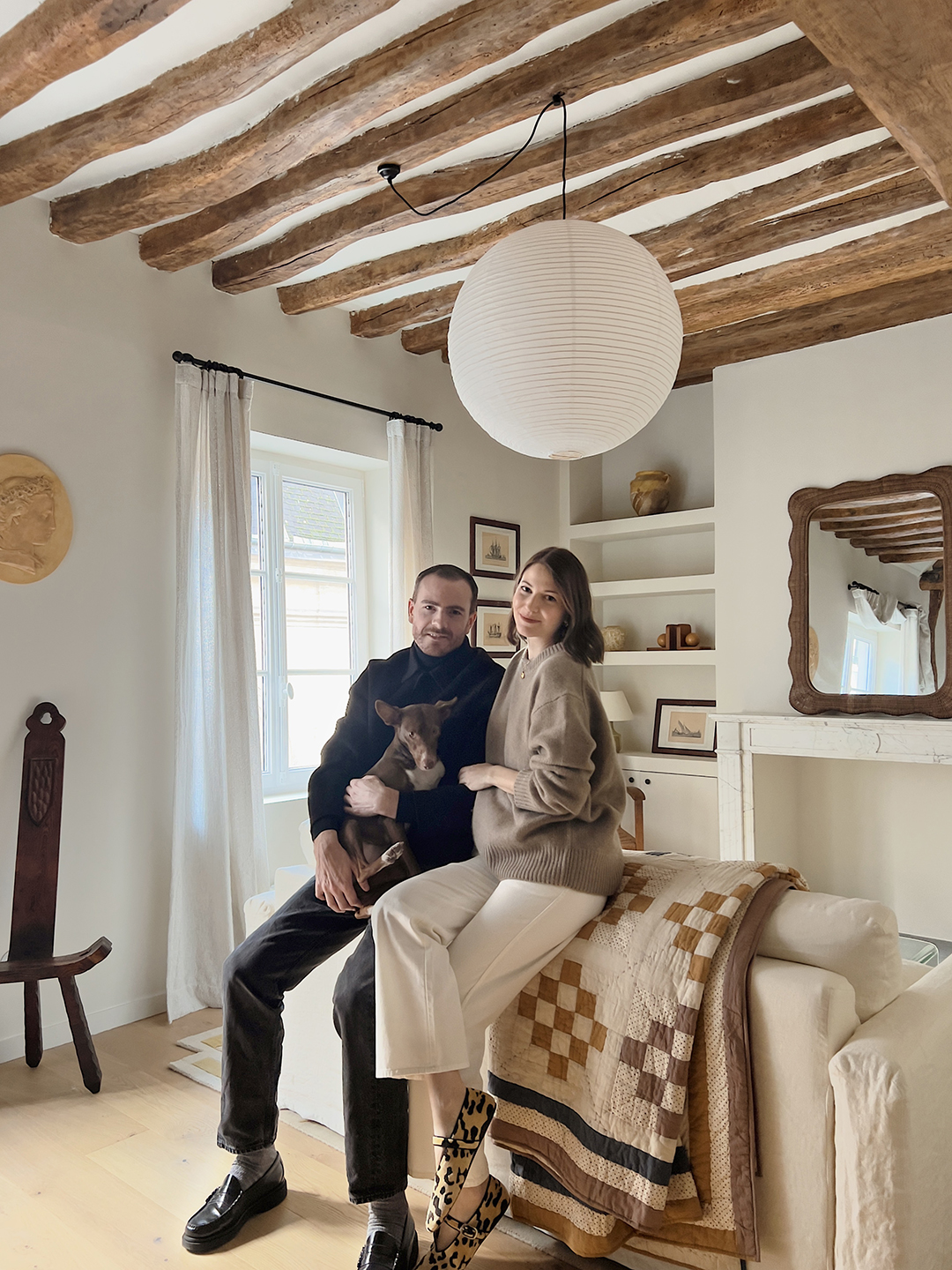 IKEA szekrények és történelmi gerendák egy 39 négyzetméteren!