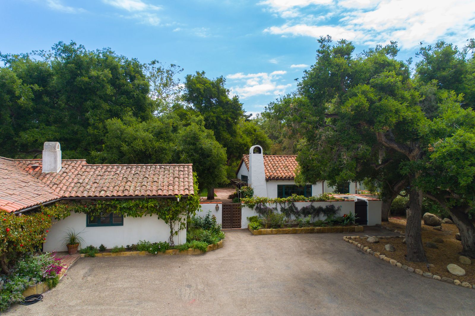 Oprah házainak értéke 100 millió dollár felett – Itt él a milliárdos!