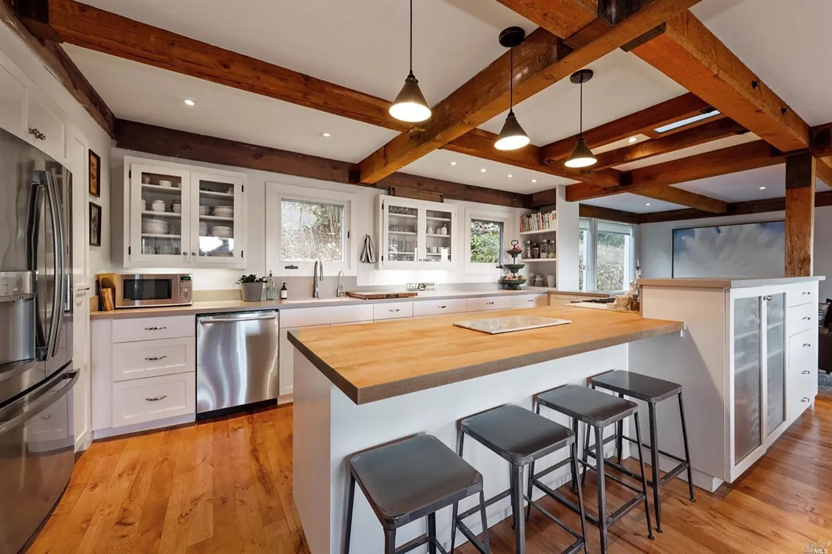 Bőrkanapé második élete: Íme a Sonoma átalakítás!