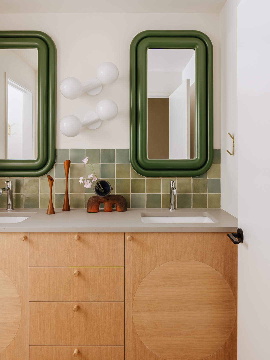 Szakértő tervezőt kérdeztünk a 10 legjobb egyedi bútoráról!