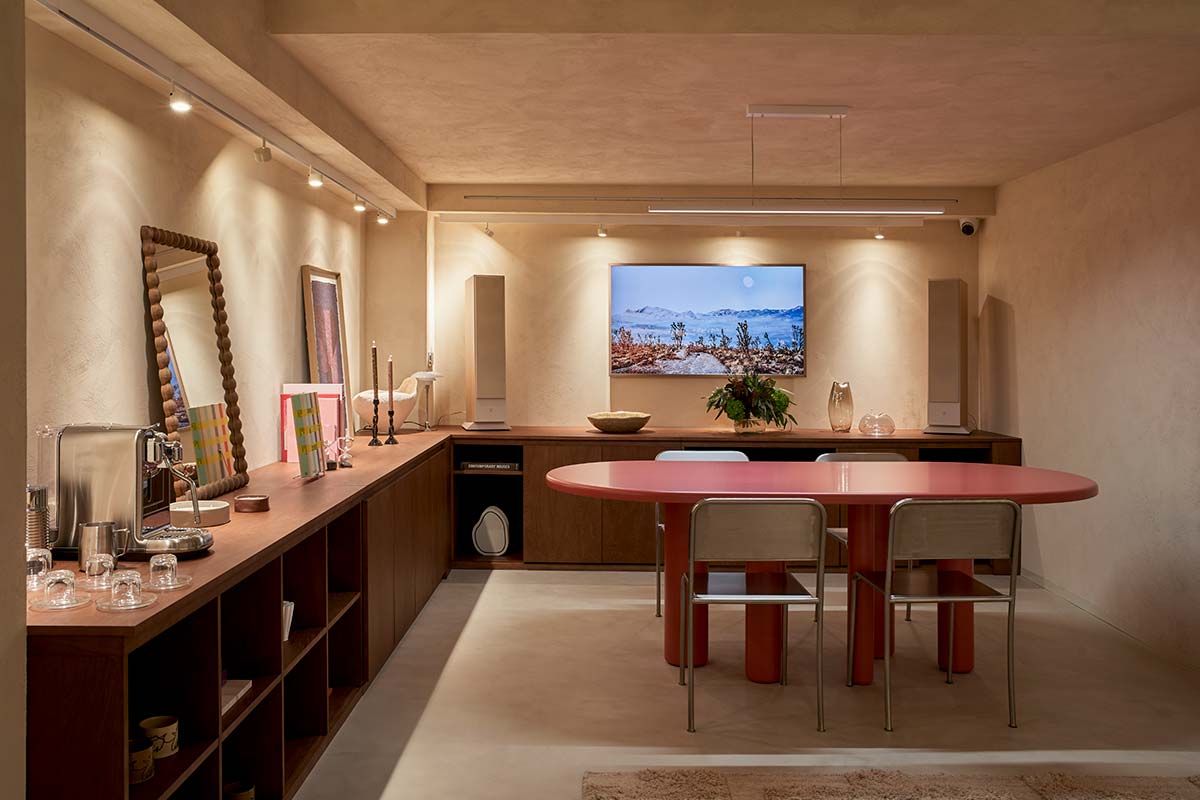 HOFF Flagship Boltja Velázquez: Fedezd fel az újdonságokat!