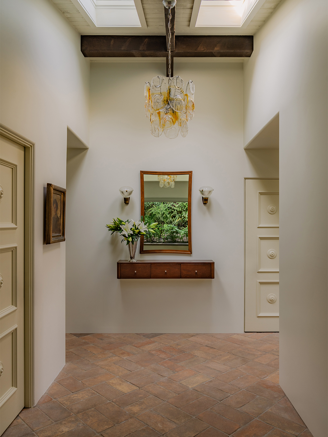 Vörös márvány kád a hálószobában: vita tárgya!