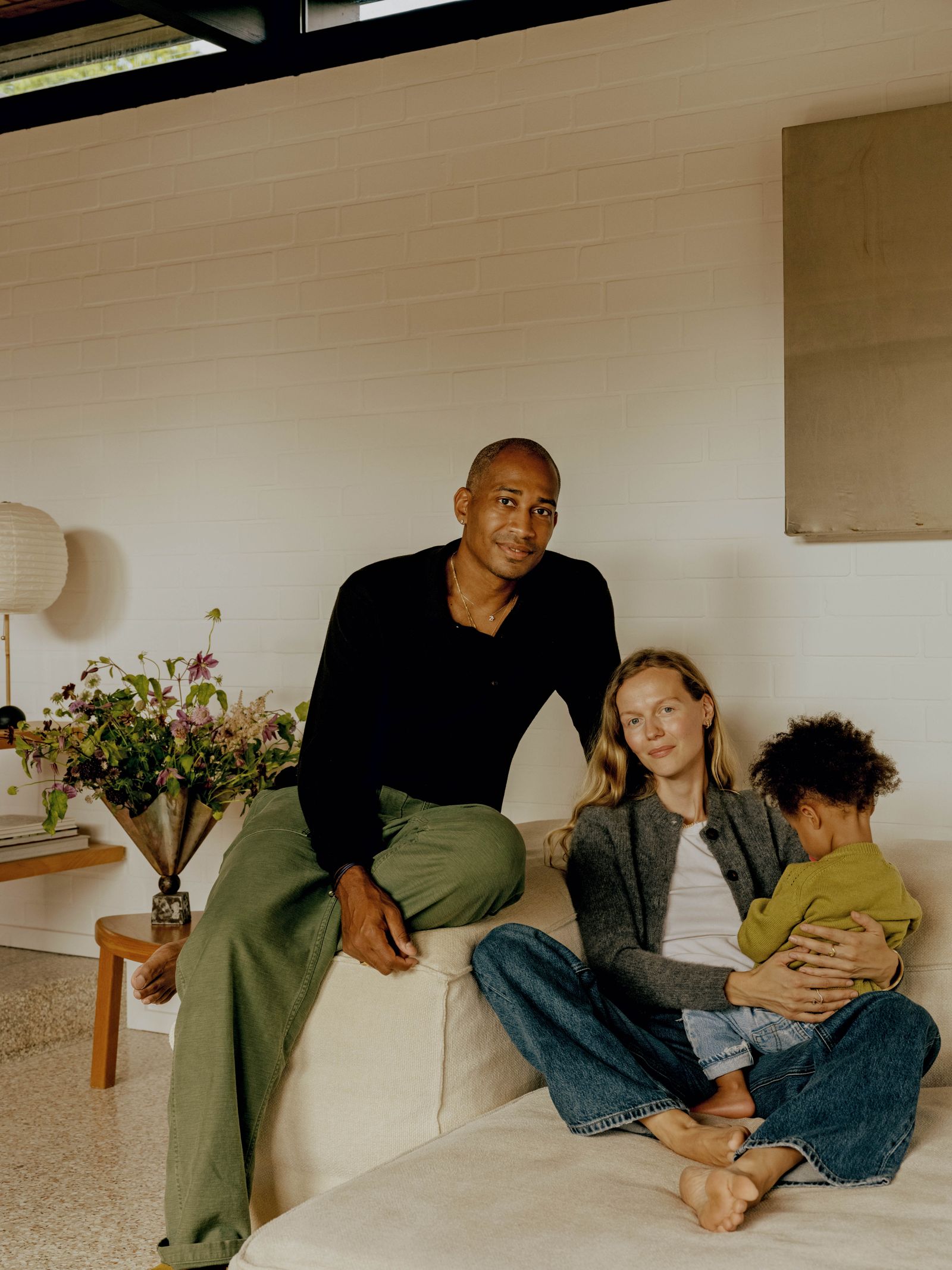 Hamburgi otthon LA hangulattal: fiatal pár története