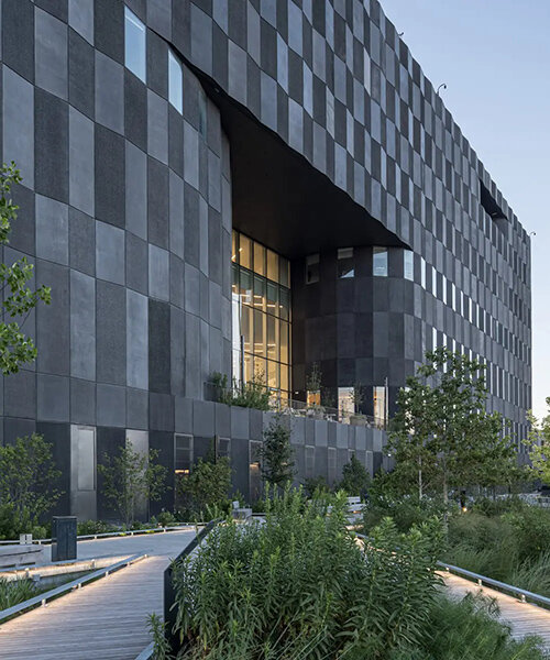 Vadvirág Stúdiók: Bjarke Ingels Group vertikális filmes stúdiót nyit New Yorkban!