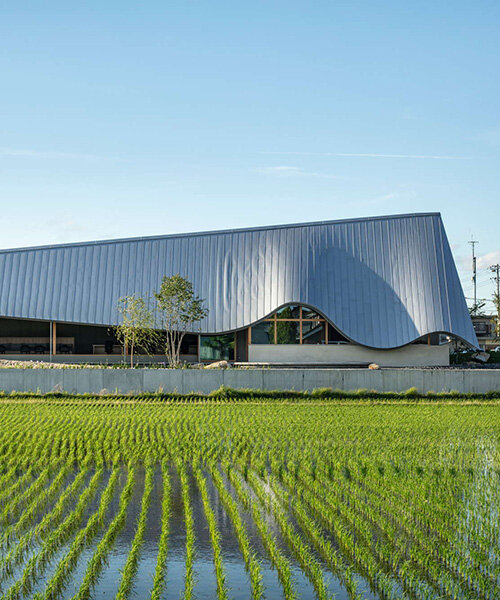 Atelier Nagara: Egyedi hullámos tető a japán Hashimában!