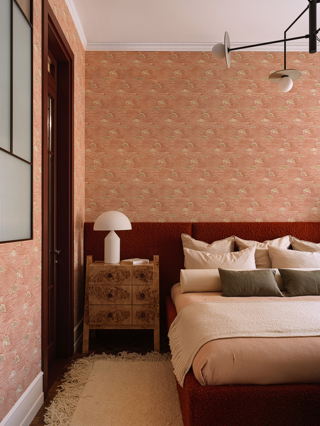 Konyha emelése: merész lépés a barátságos kazah lakásban!