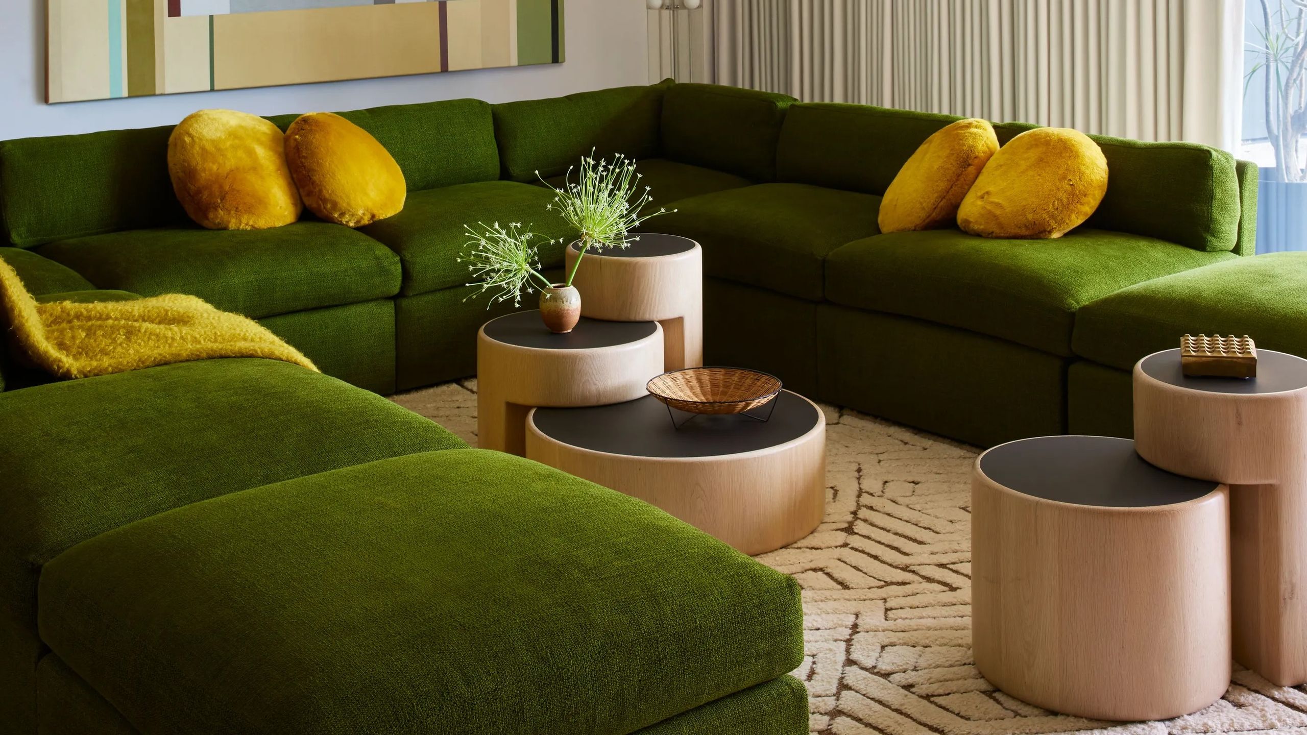 Stílusos sarokkanapék: 13 tesztelt darab 2025-ből!