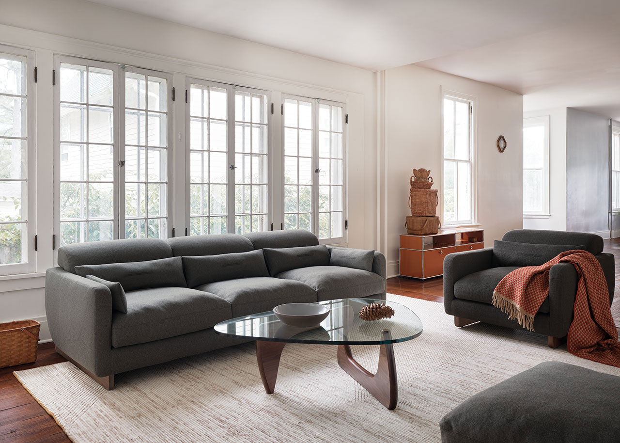 Susan Clark új DWR bútorai: a lágy hatalom mesterművei!