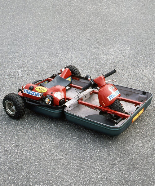 Fedezd fel a Mazda bőrönd autót: hordozható háromkerekű!