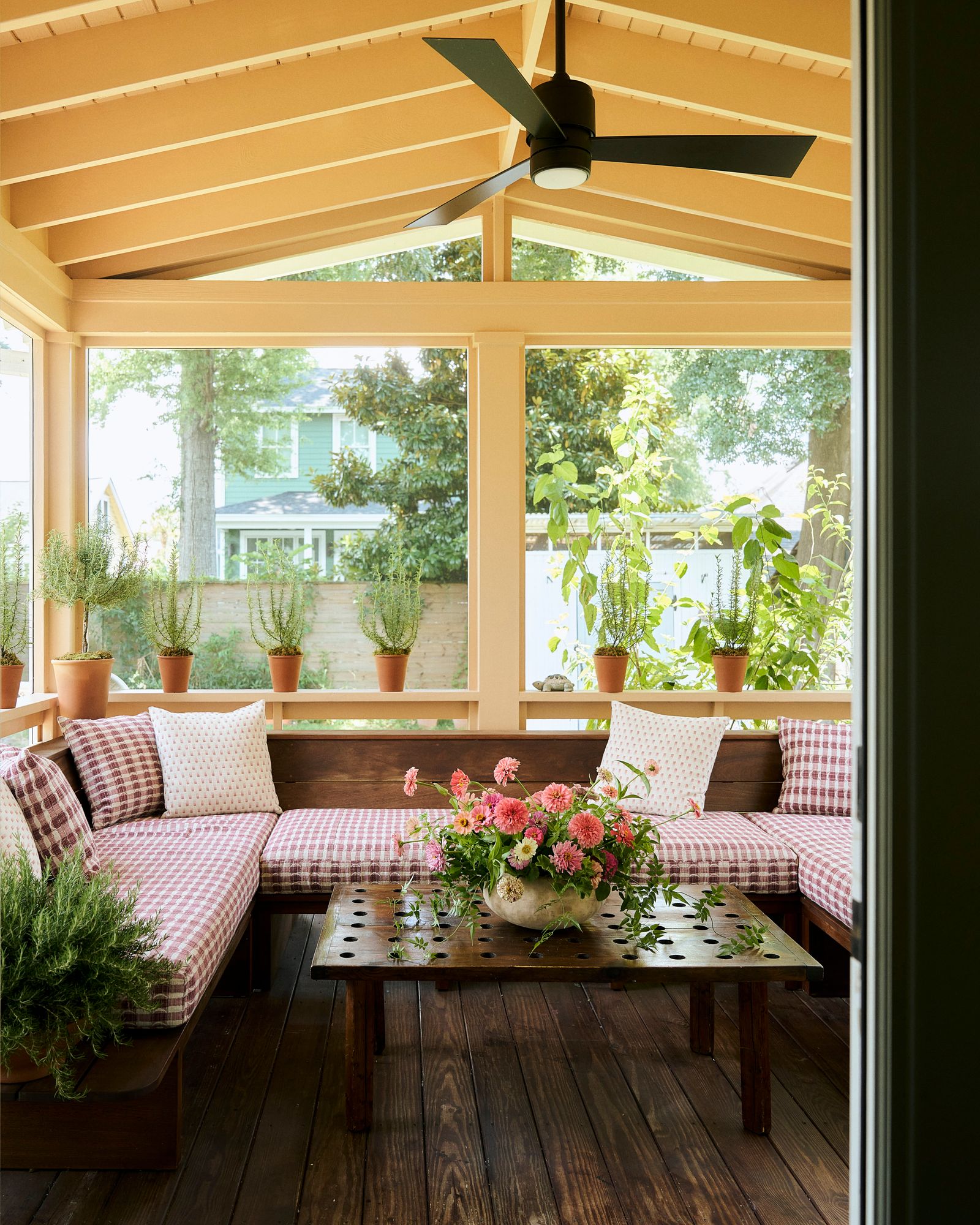 Sötét erdők mélyére merültünk – Az év, ami mindent megváltoztatott!