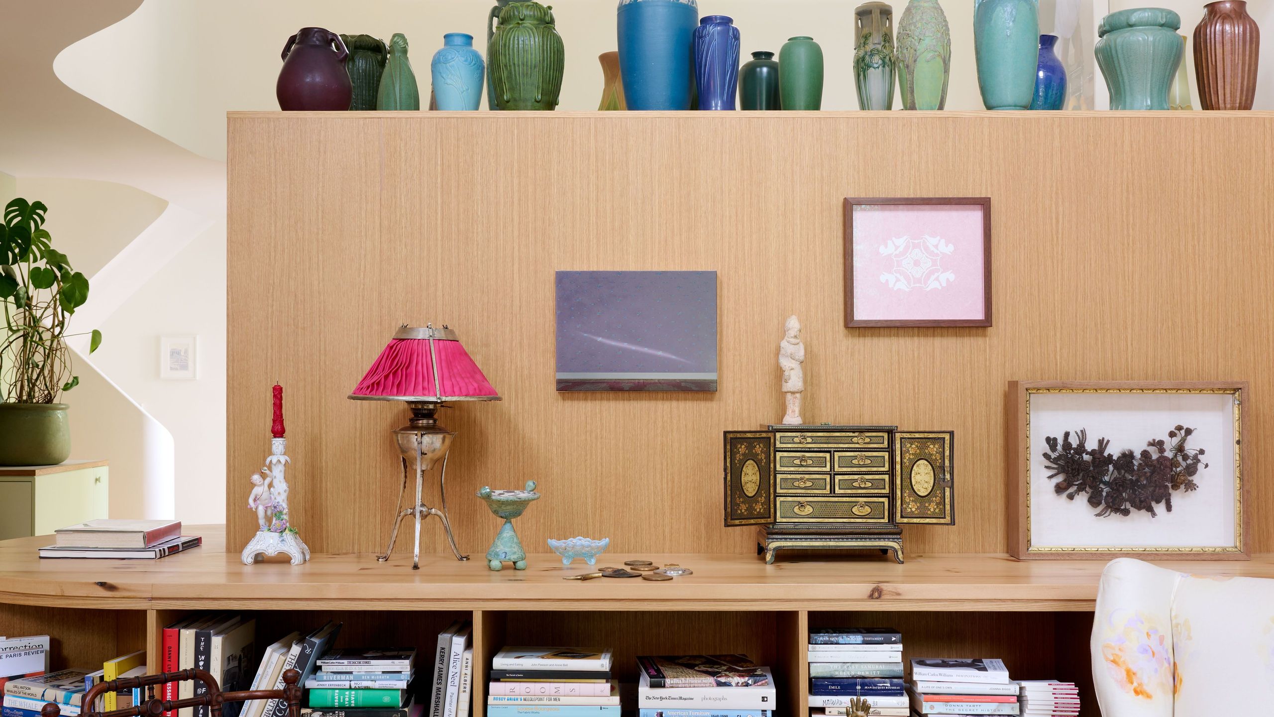 Váratlan vörös: A 2025-ös dizájntrükk titka!