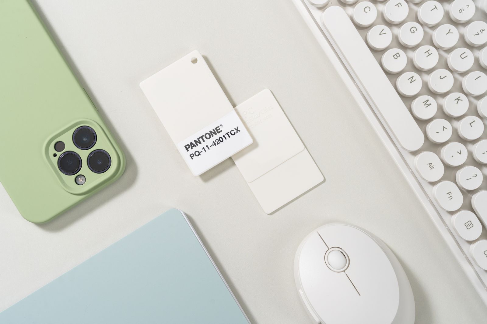 Cloud Dancer: 2026 Pantone Év Színe!