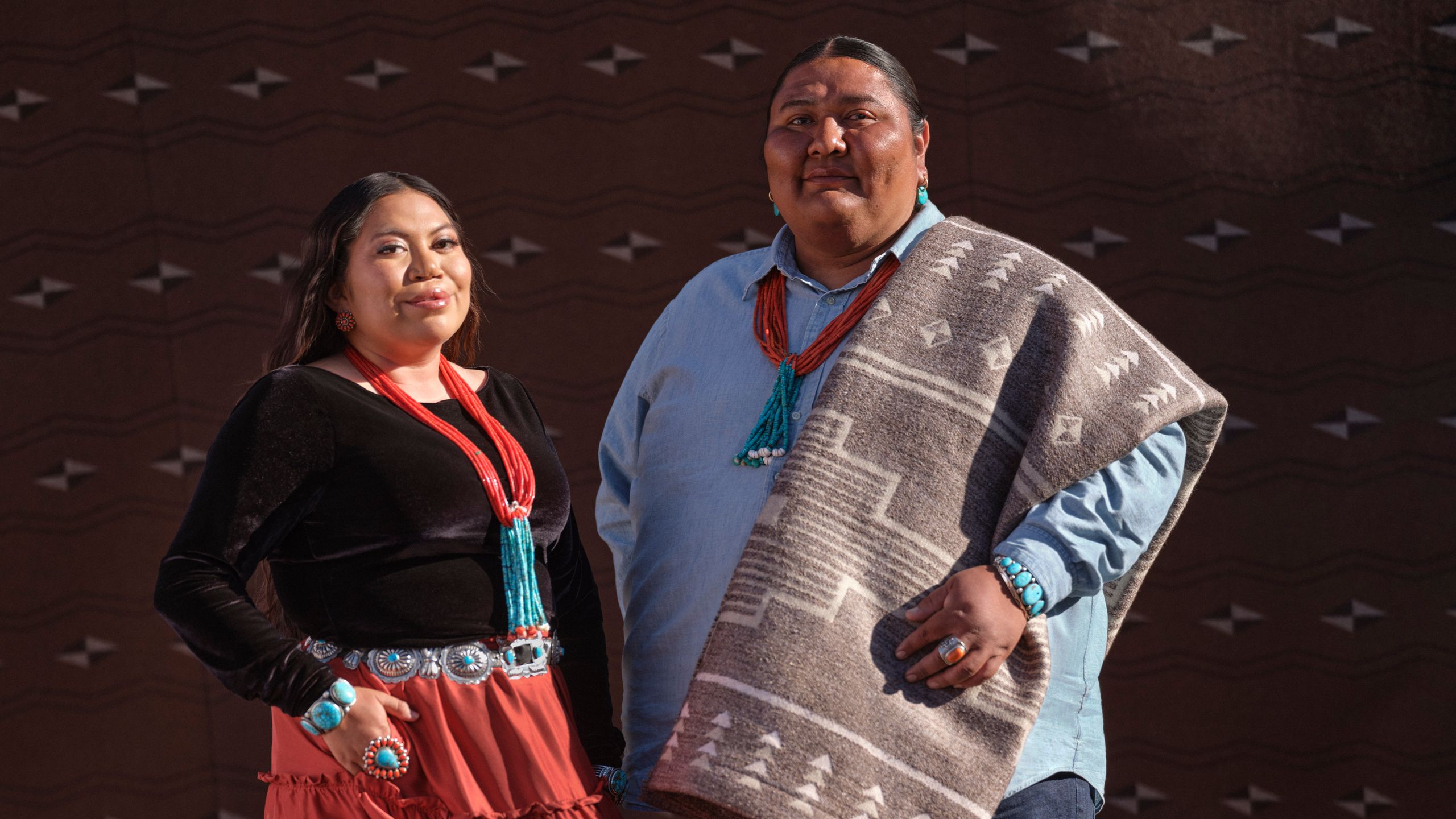 Őslakos tervezők visszaszerzik a 'délnyugati' takarókat!