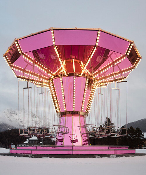 Hörrer rózsaszín tükrös karusszelje megállítja az időt St. Moritz-ban!