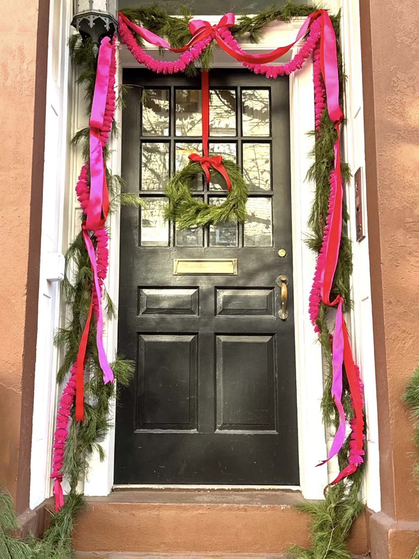 Rózsaszín: 2025 Ünnepi Színe a Bubblegum és Fuchsía!