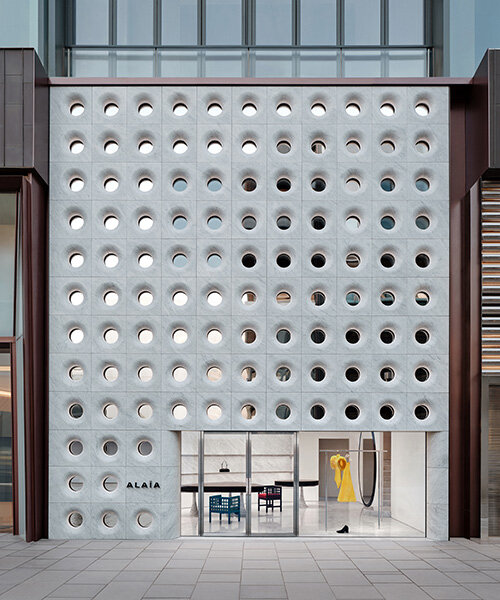 Márvány homlokzat: Alaïa első kínai üzlete Pekingben!
