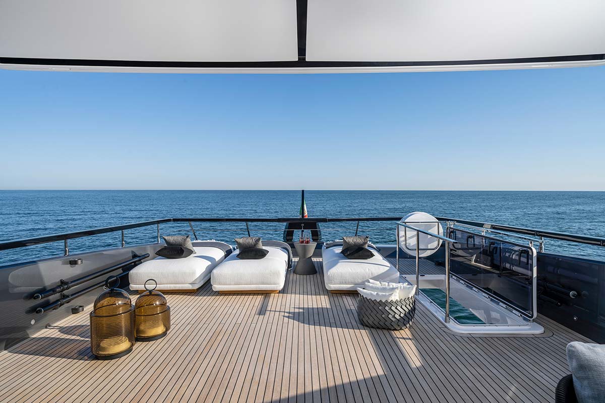 Otthon az tengeren: Kalandok a hullámok között!