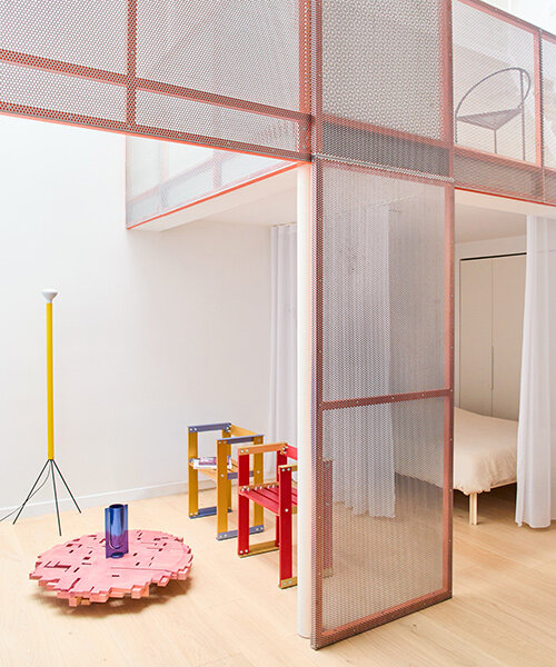 Paf Atelier: Perforált narancs mezzanin a párizsi lakásban!