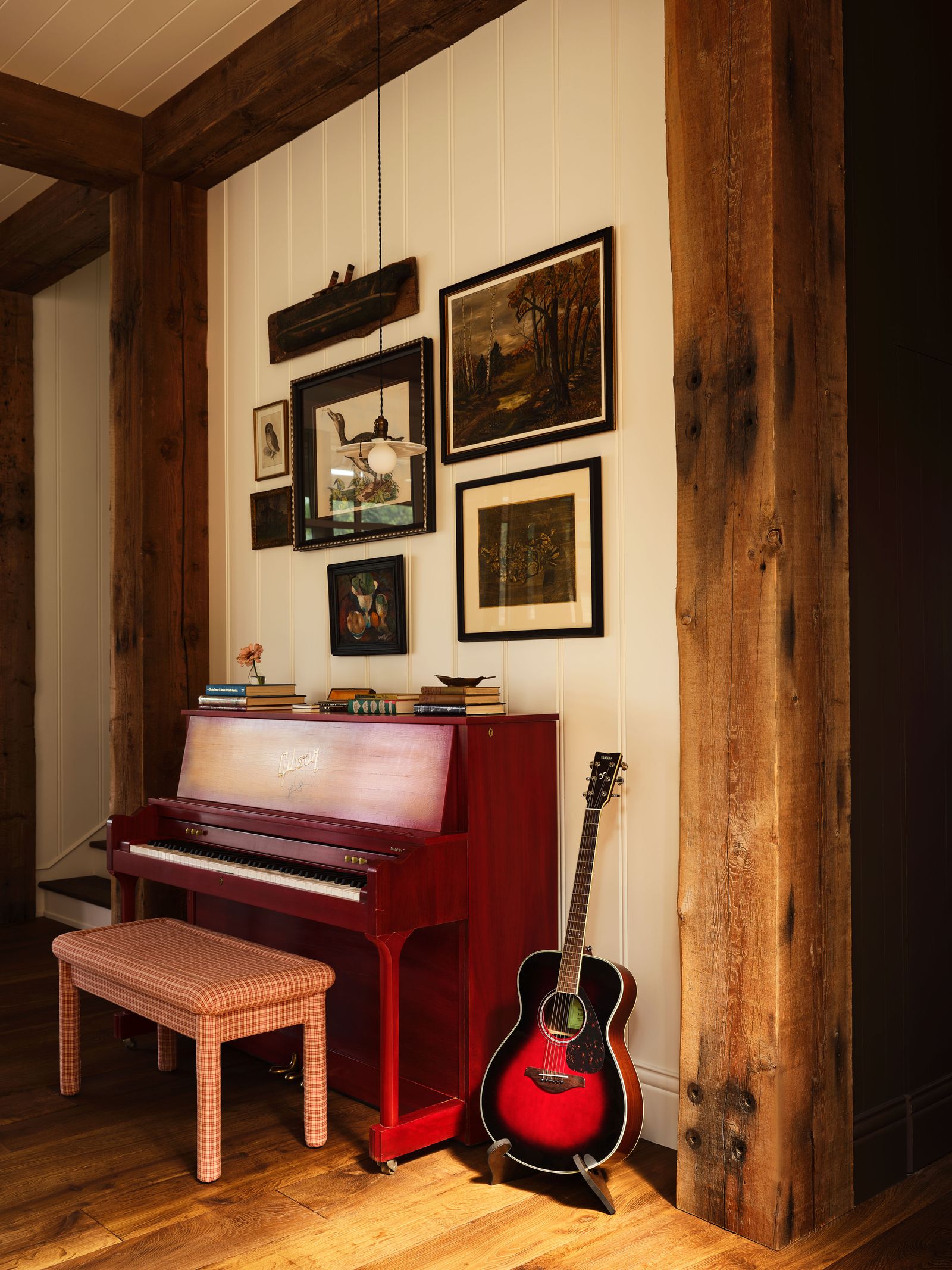 Színes virágok és minták: Kendall Jenner hegyi stílusa!