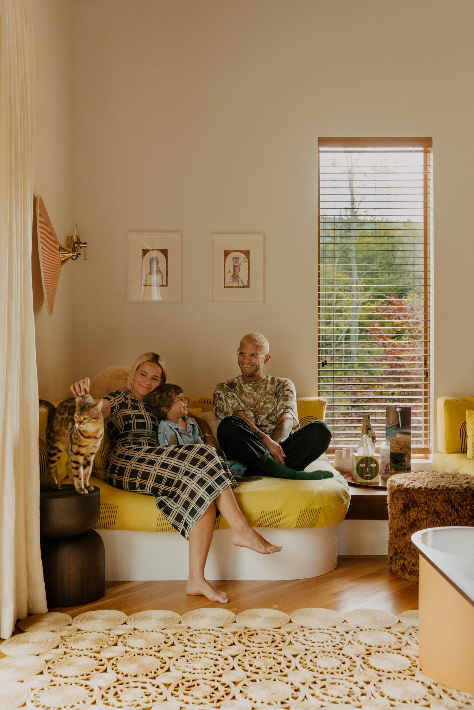 Leaky spirál lépcső és kígyó – kreatív pár nem riad vissza!