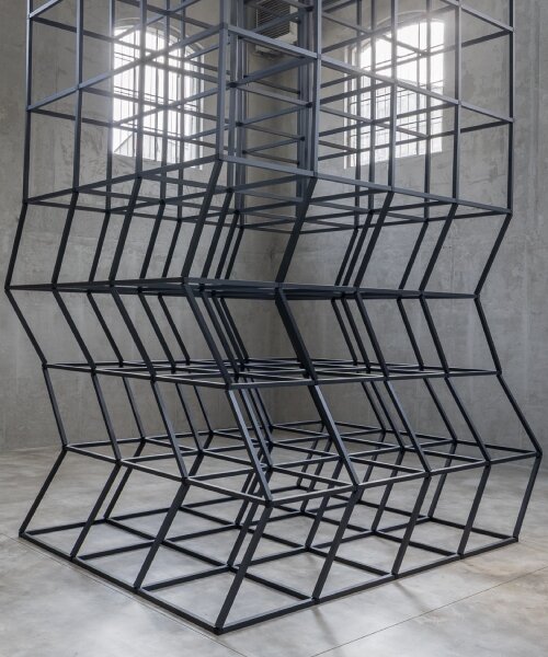 Üvegcsillagzat és táncoló torony: Hatoum kiállítása!