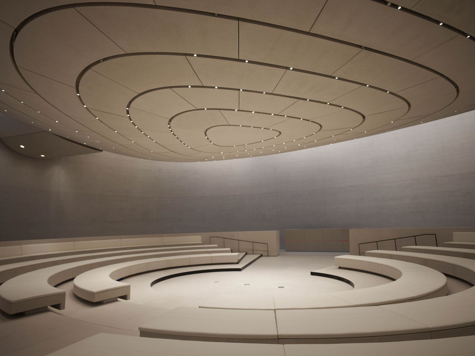 Kulturális fénylő csillag bontakozik ki Abu-Dhabiban!