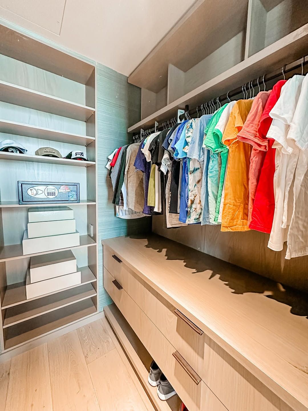 Konyhák, amik működnek: 15 praktikus elrendezés kis otthonokhoz