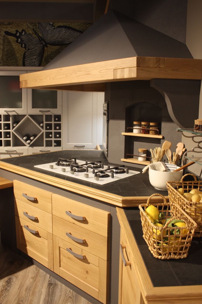 Integrált rézkeret: a helytakarékos konyhai megoldás!