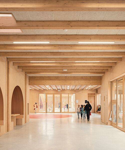 Fából készült belső terek: Le Penhuel & Associés francia iskola