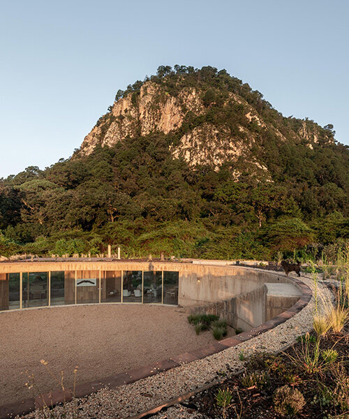 „Off-grid ház: 720 fokos panoráma Valle de Bravónál”