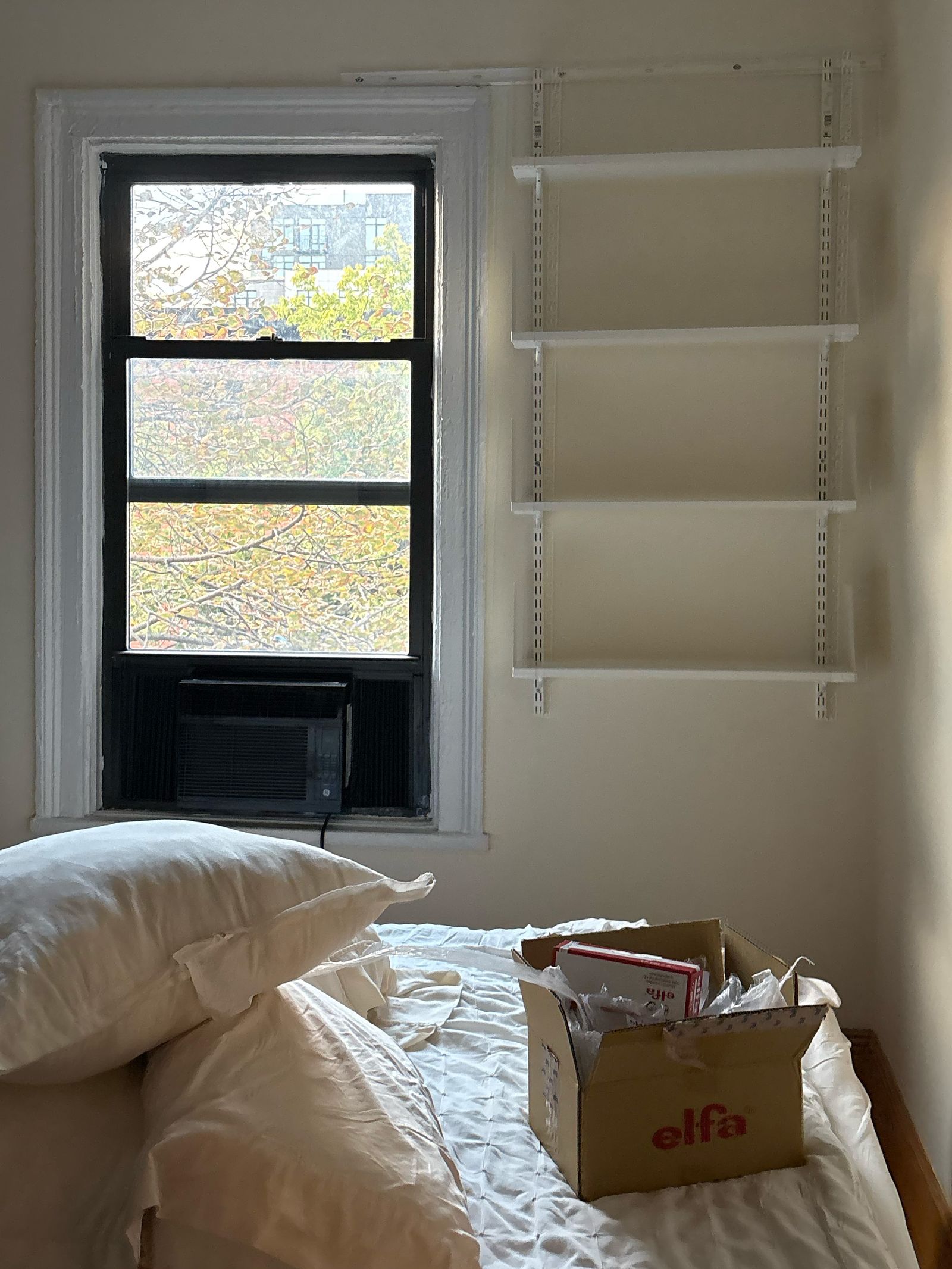 Elfa Polcrendszer: Erős és Testreszabható Megoldás 2026-ra!