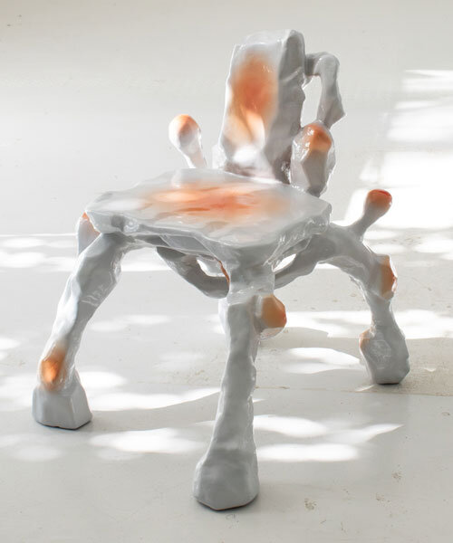 Biológiai növekedési minták ihletik Vincent Decat bútoraidat!