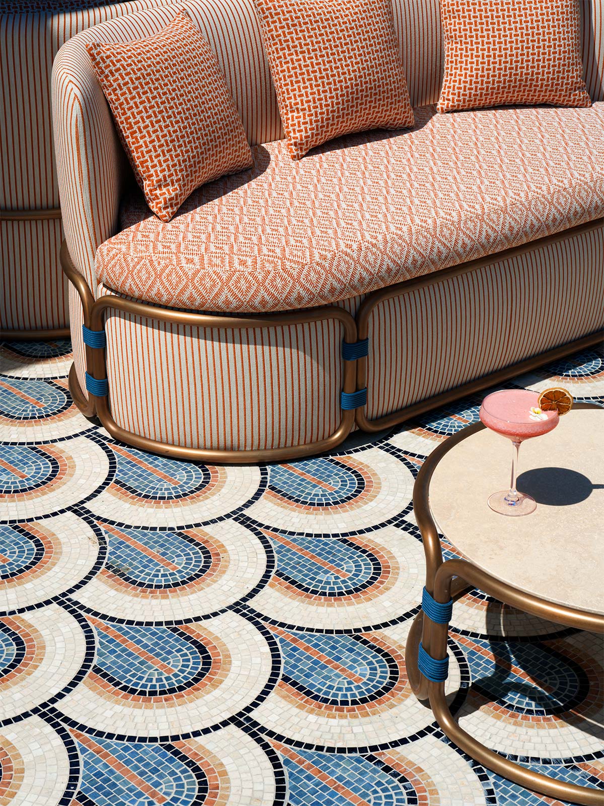 Égi bár a bay felett: lenyűgöző kilátás vár!