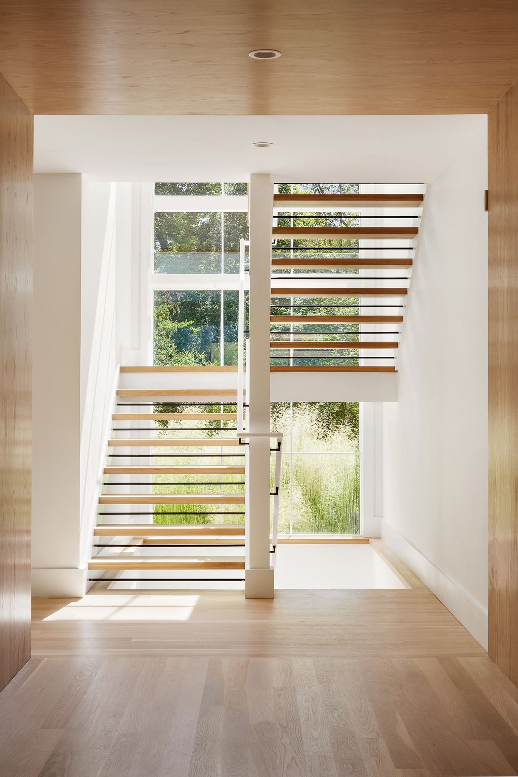 Lépcsőkorlát ötletek, amik feldobják a stílusod!