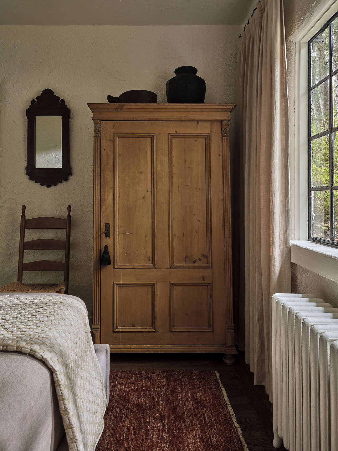 „Design: Jeremiah Brent kedvenc részlete mindenhol ott van!”