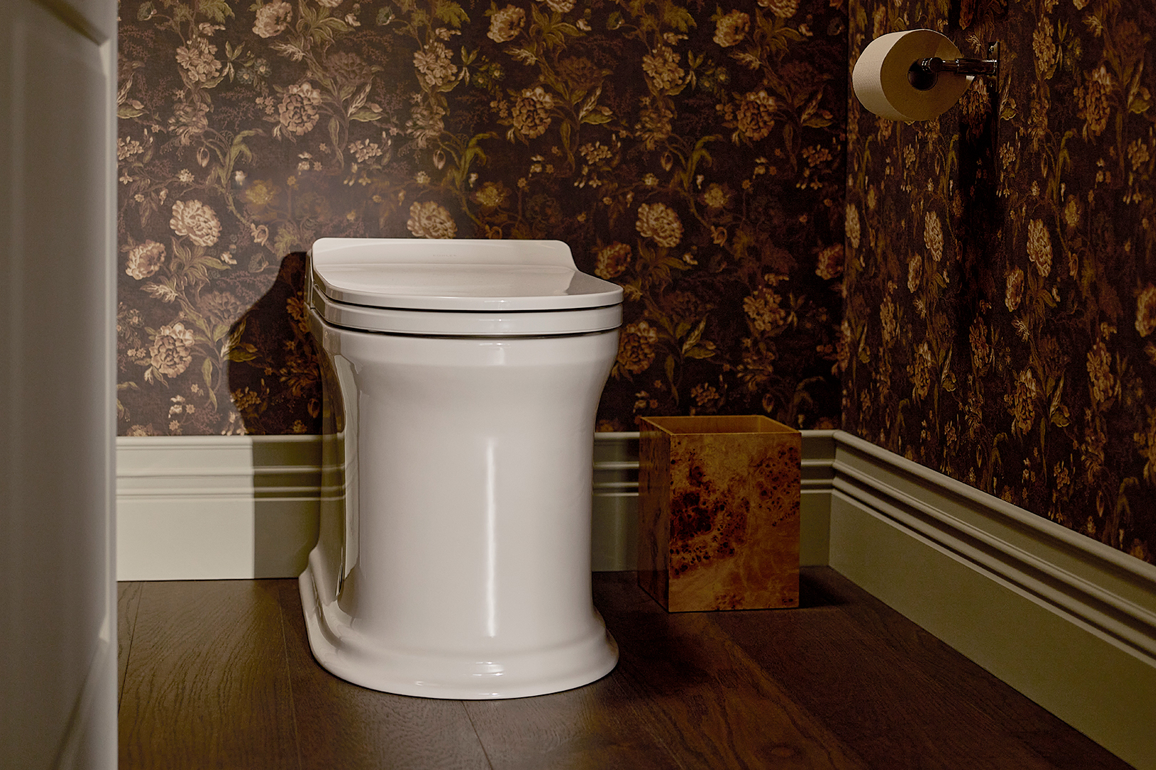 Okos WC, amit Shea McGee tervezett: valóban elegáns!