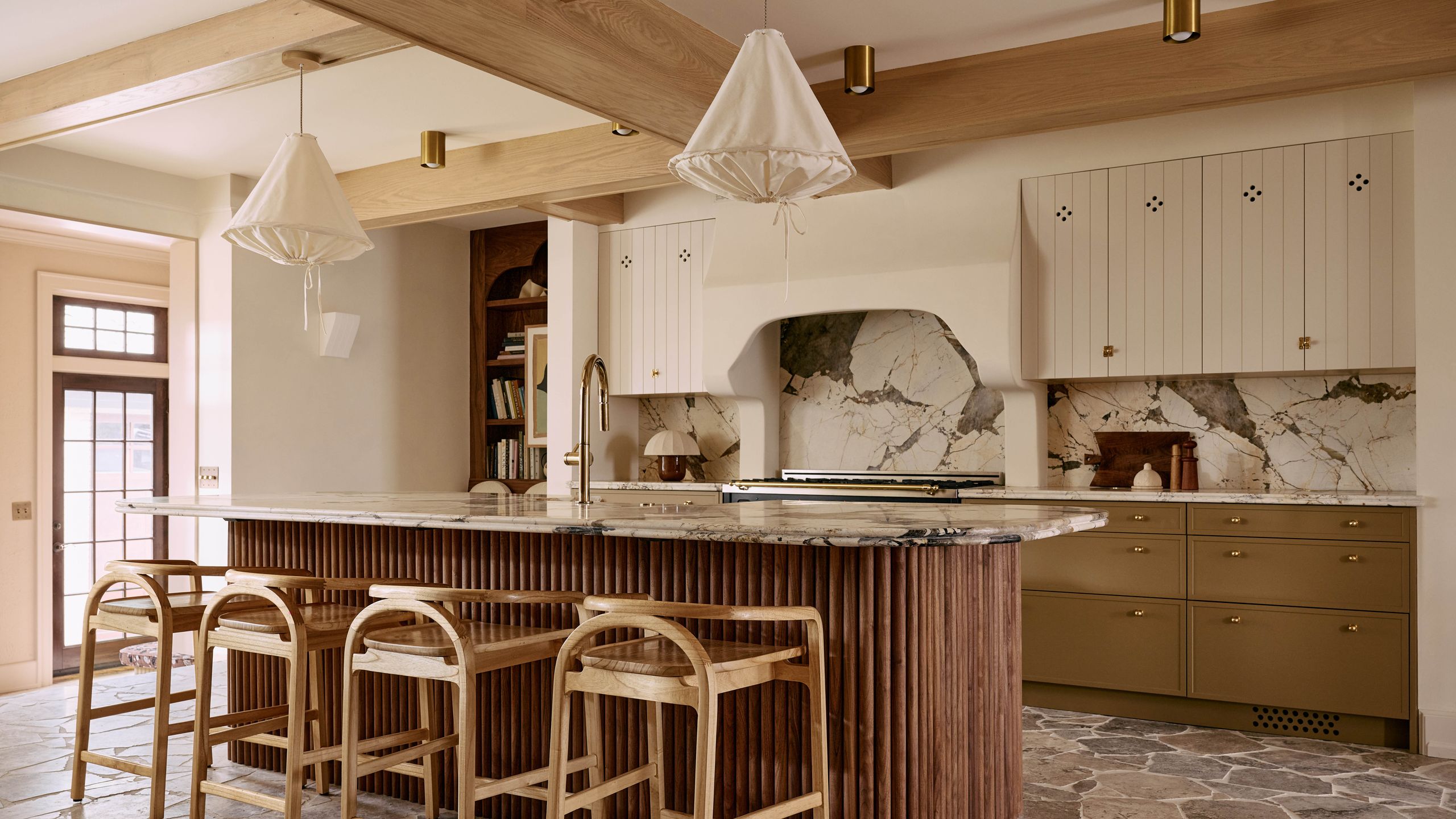 Organikus modernizmus: Mandy Moore lakberendezője varázsol!