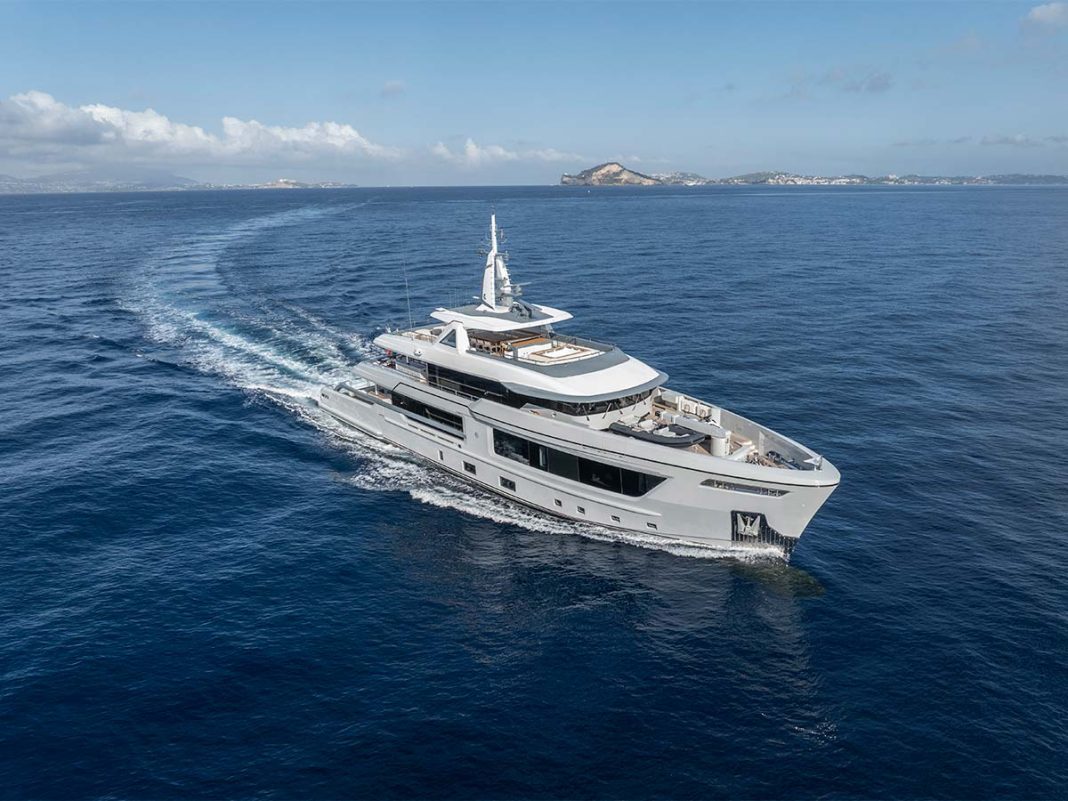 Családi jacht: Élmények a vízen minden korosztálynak!