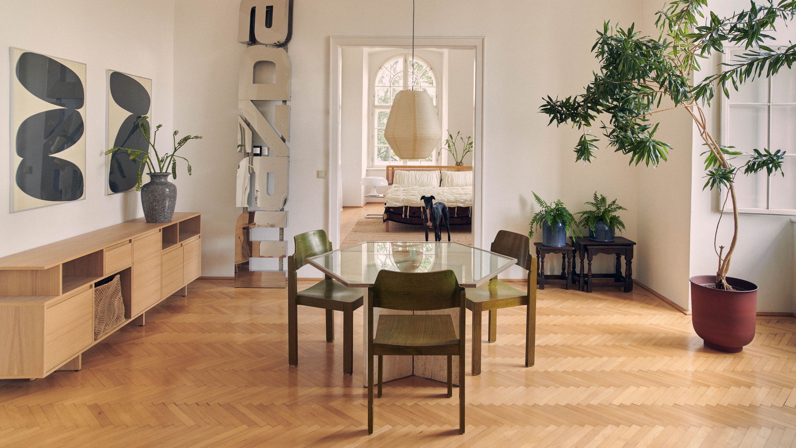 Parketta takarítás: Hogyan, milyen gyakran és mivel?