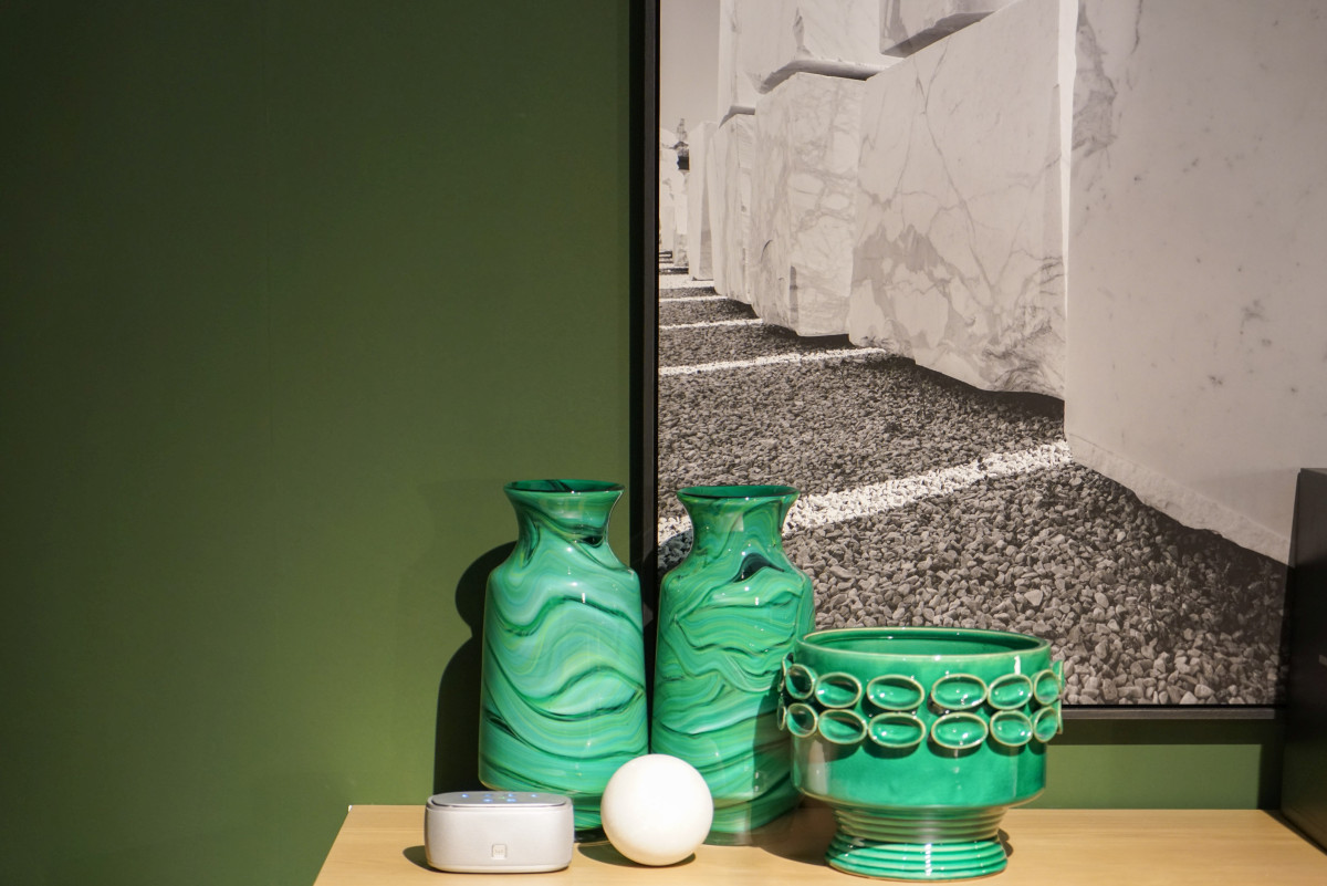 Csempe Goodbye: 10 Trendi Textúrás Bútorhátfal 2026-ra!