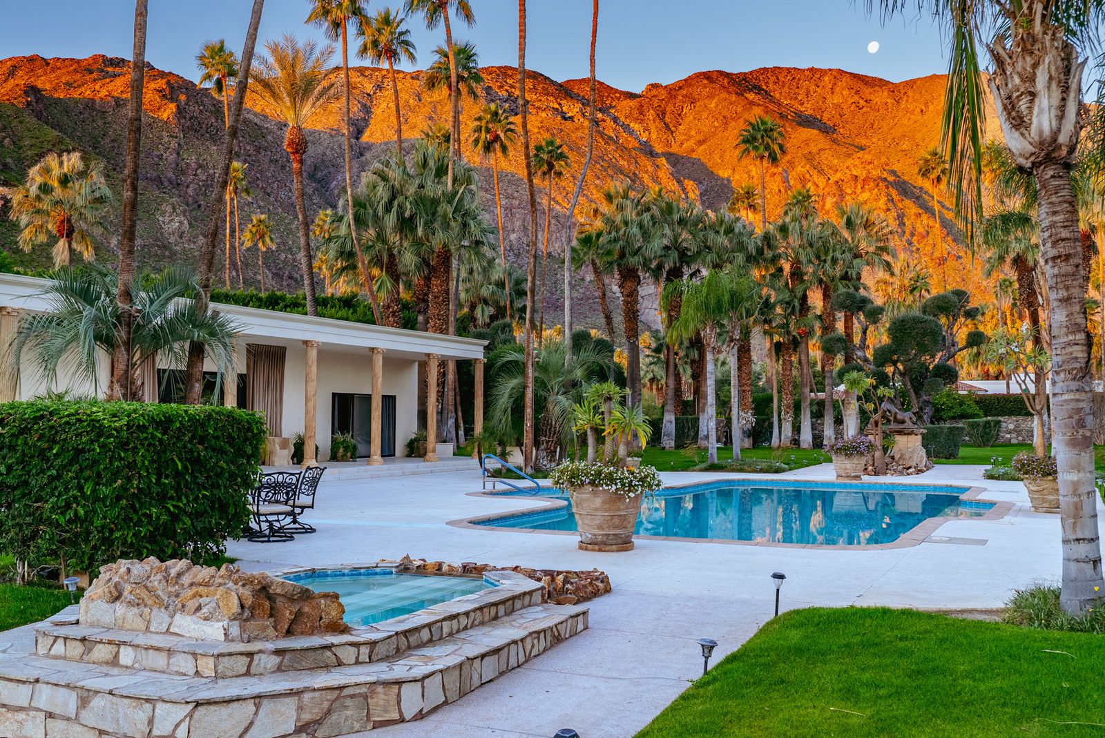 Cary Grant palm springs-i vakációs otthona 12,68 millióért eladó!
