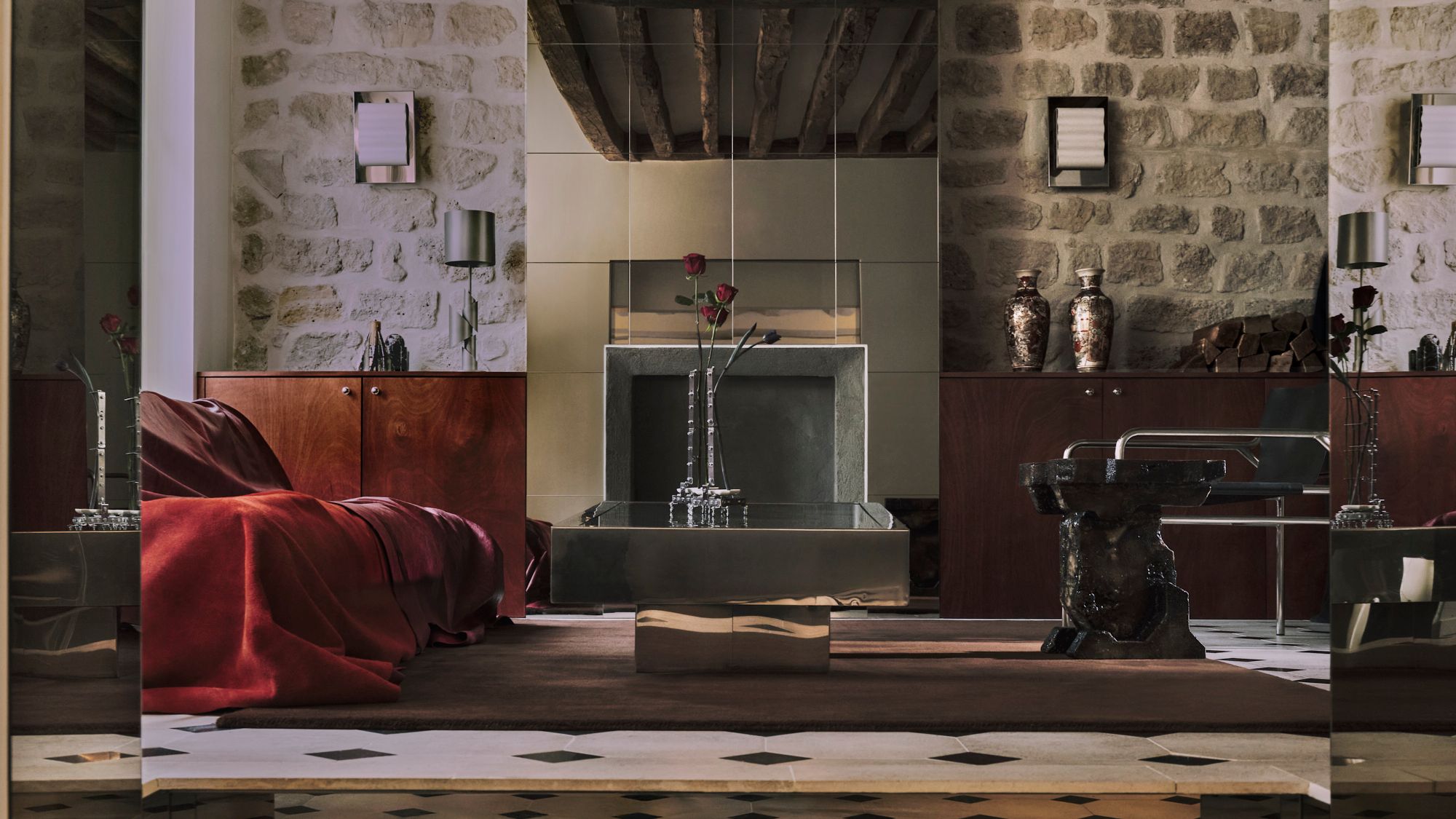 14. századi párizsi épület: Stílusos bachelor lakás!