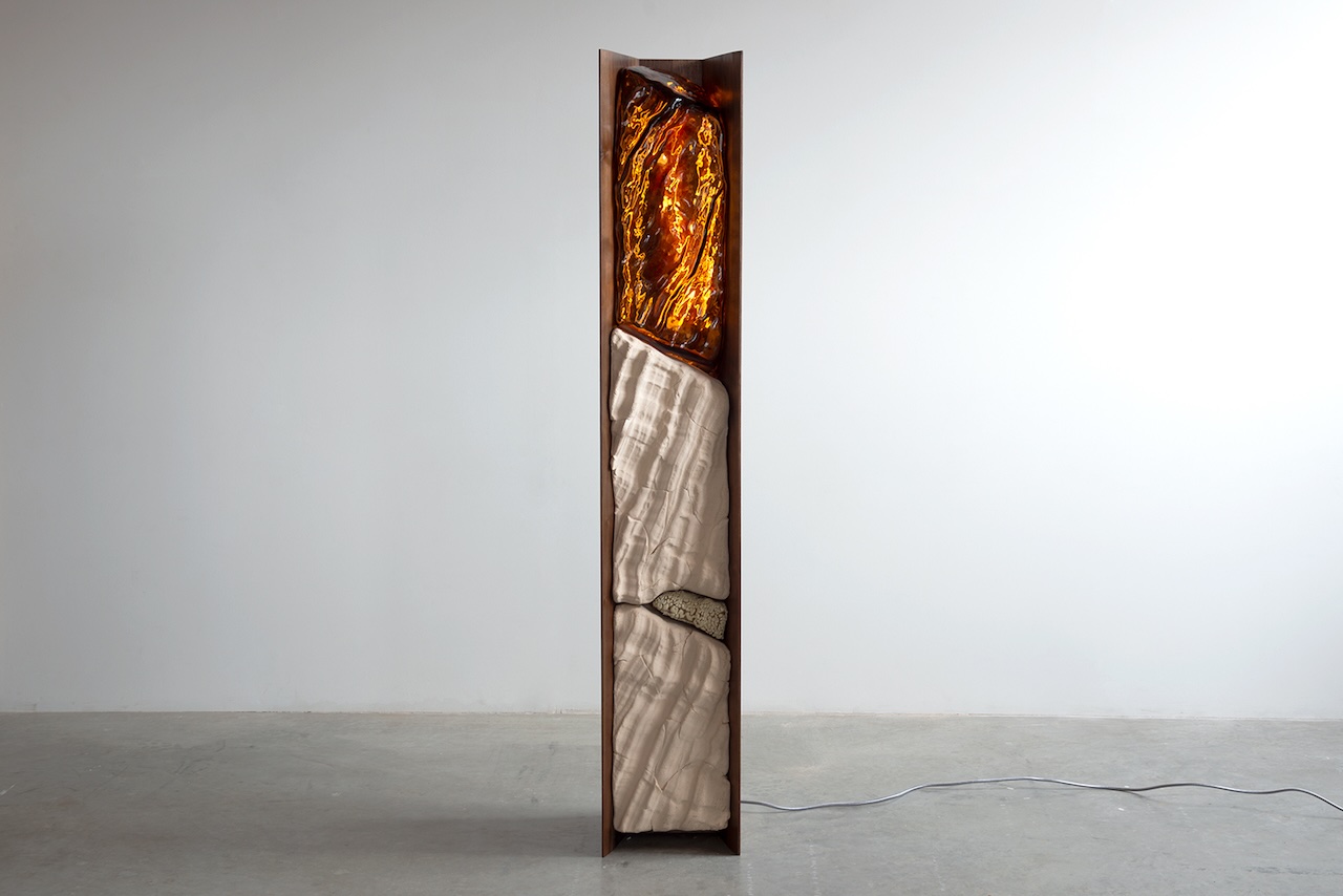 Jövőbeli fosszíliák: Simon Johns új, ősi darabjai!