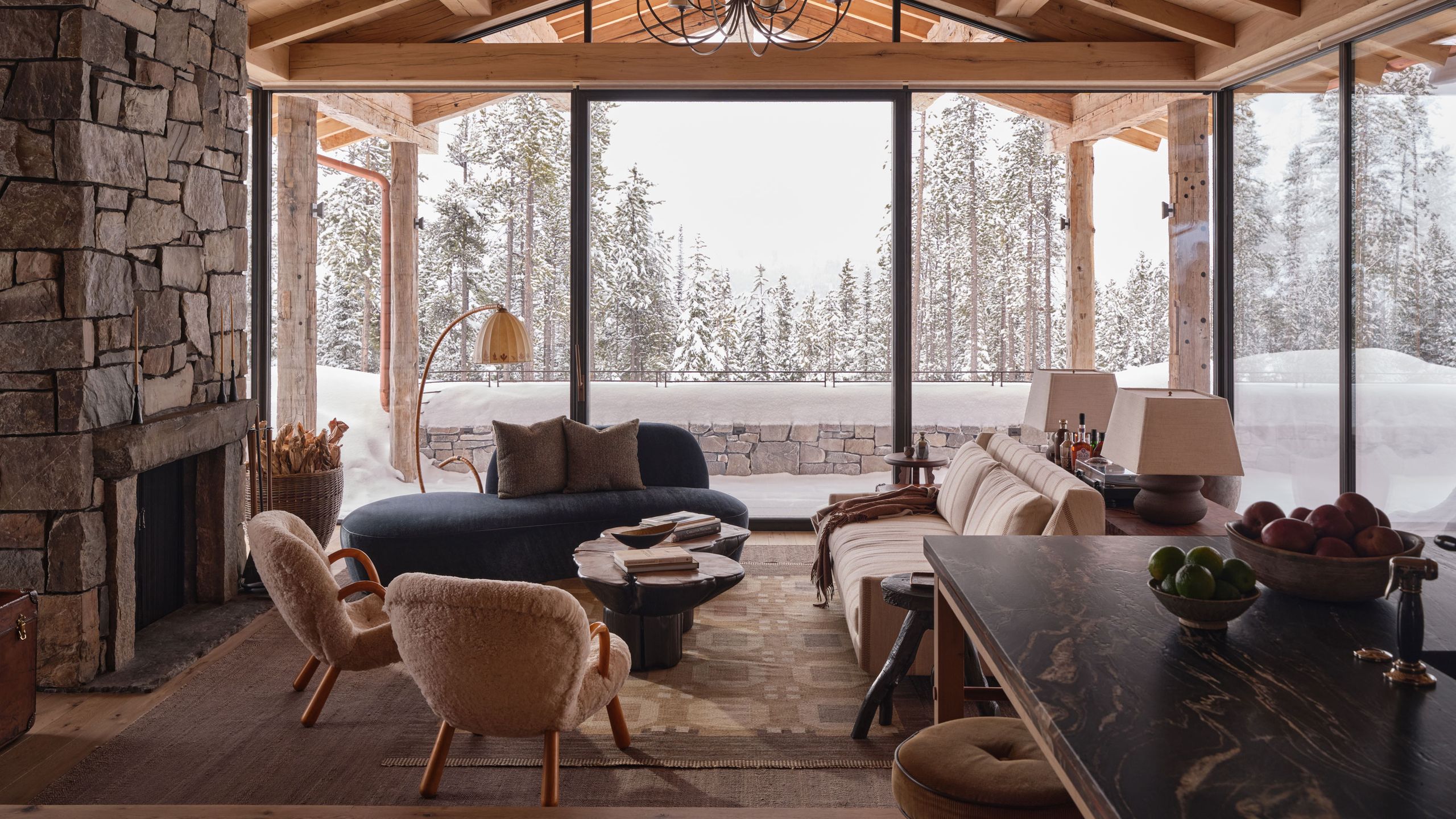 Vendégházakkal kezdődött a Yellowstone Club hegyi álom!