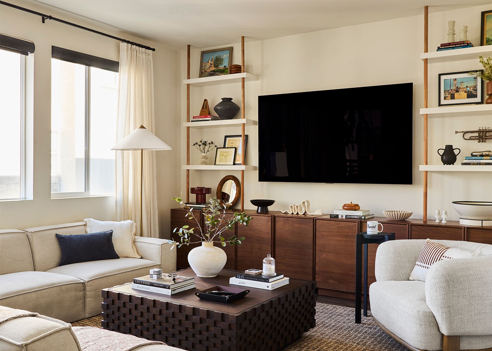 Link Up: Karácsonyi könyv, Arlyn takarítója és lámpa!