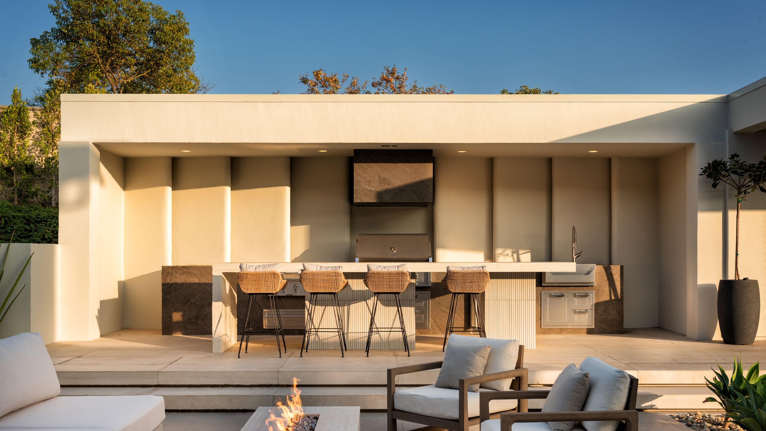 Kültéri konyha ötletek: Alakítsd át a kerted buliközponttá!