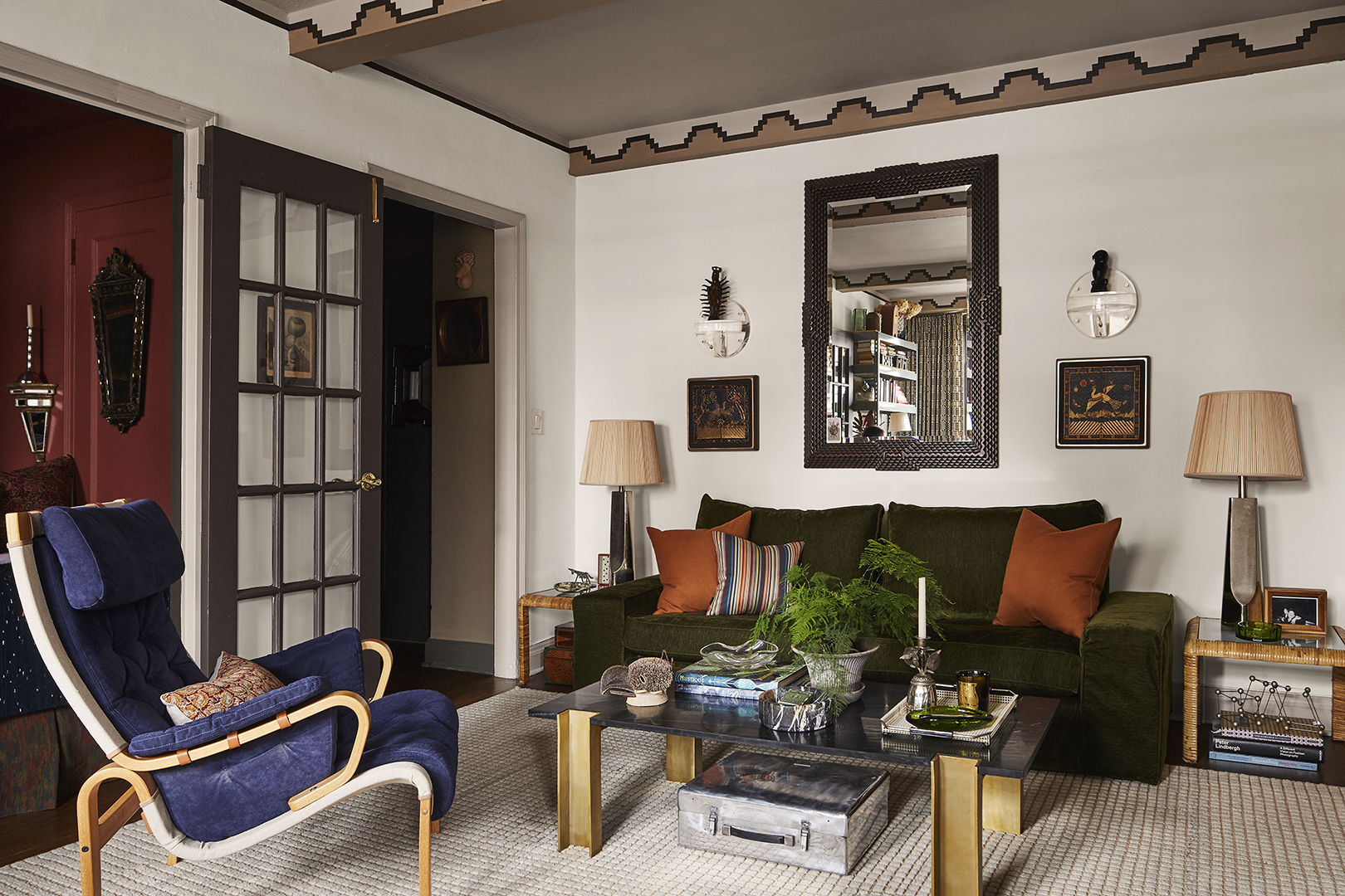 Csillogó ékszerdoboz: Egy designer 550 négyzetlábnyi stúdiója!